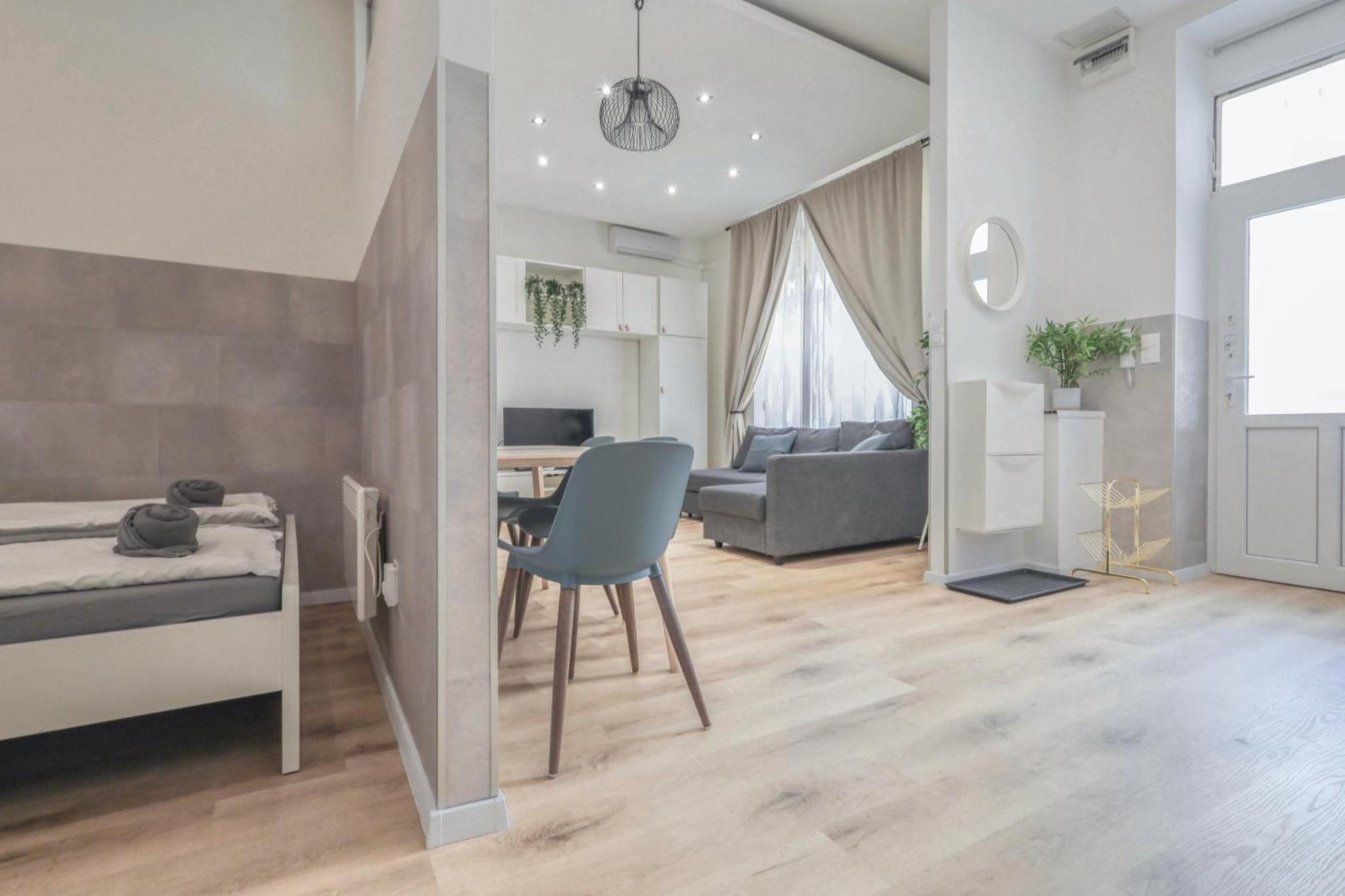 Petofi Apartment In The Center Budapeste Exterior foto